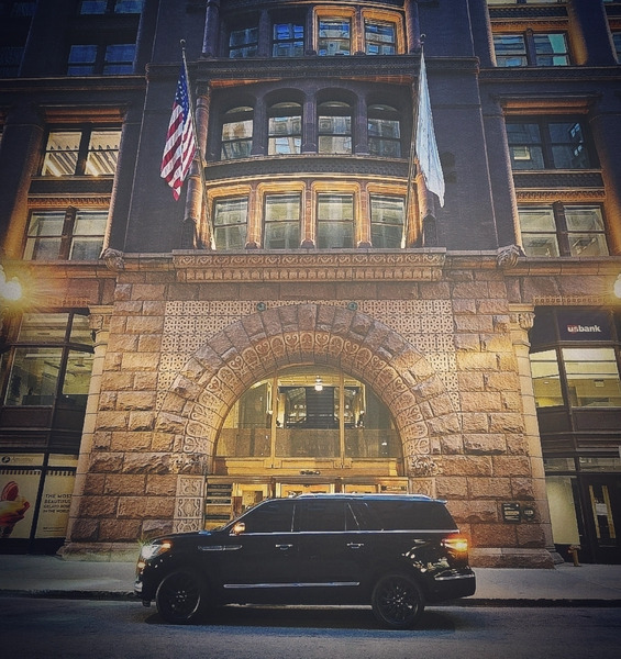 Discreet Limousine Illinois