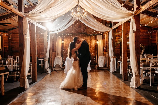 Signature Moments By Kristen