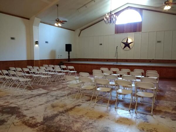 Lone Oak Ranch And Retreat