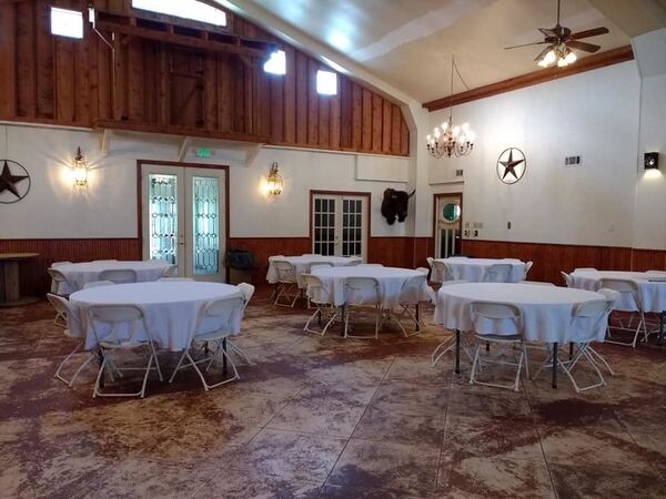 Lone Oak Ranch And Retreat