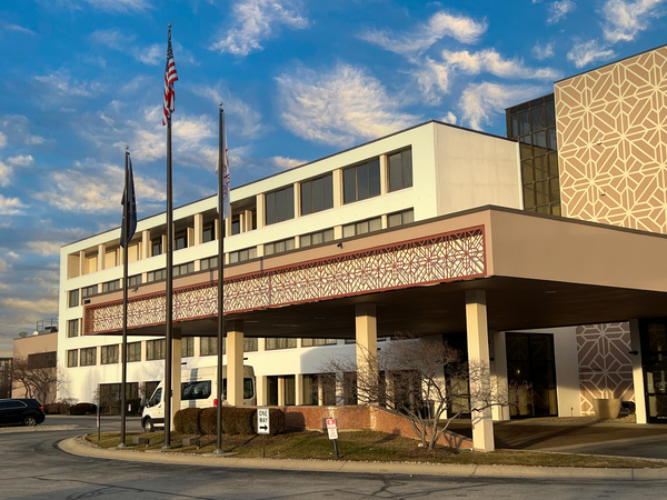 Crowne Plaza Indianapolis-Airport