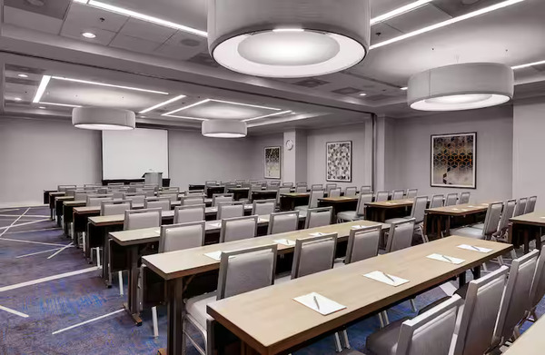 Embassy Suites Raleigh - Crabtree