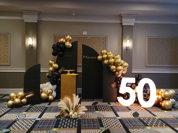 Royal Hotel Edmonton Airport