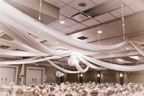 Royal Hotel Edmonton Airport