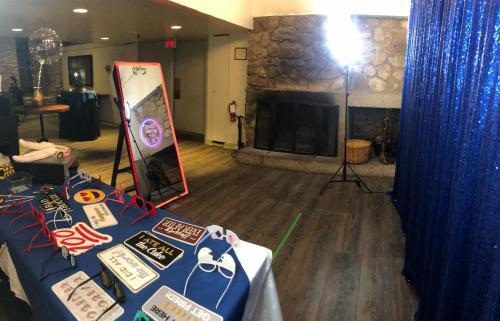 Lux Booth Photo Booth Rental