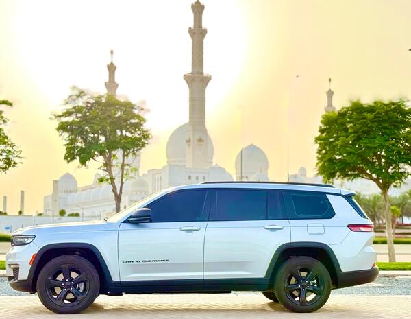 Royal Falcon Limousine Passengers Transportation L.L.C