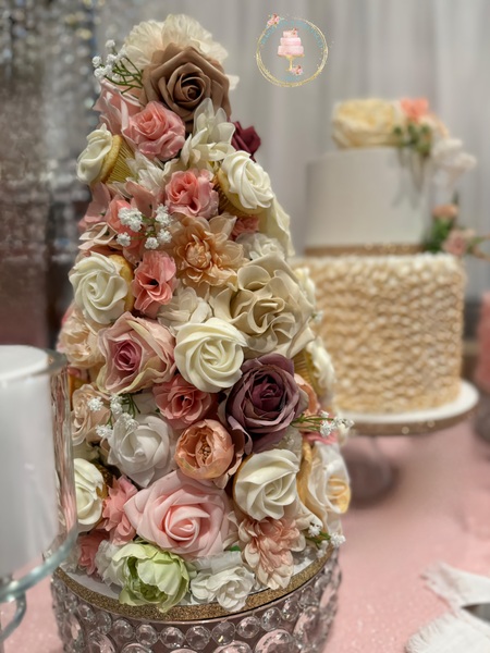 Madelyn's Specialty Cakes