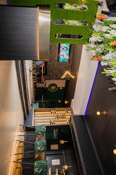 Cravin Kitchen + Lounge