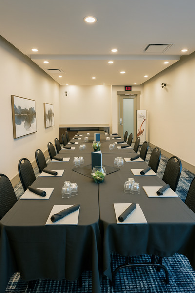 Sandman Hotel Calgary Airport