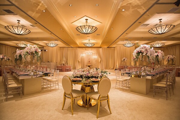 DoubleTree Suites by Hilton Hotel Anaheim Resort - Convention Center