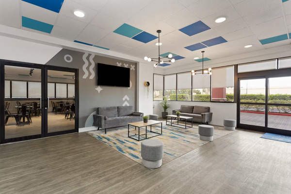 Baymont by Wyndham Orlando North Millenia