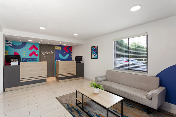 Howard Johnson by Wyndham Orlando Lake Buena Vista South