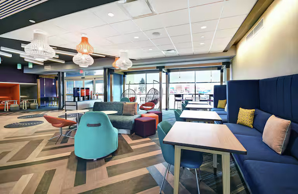 TRU Portland Airport ME