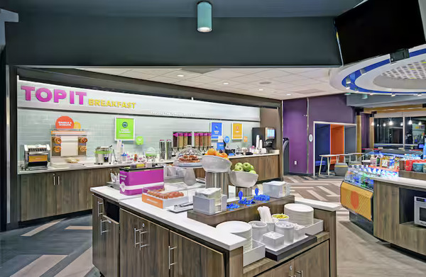 TRU Portland Airport ME