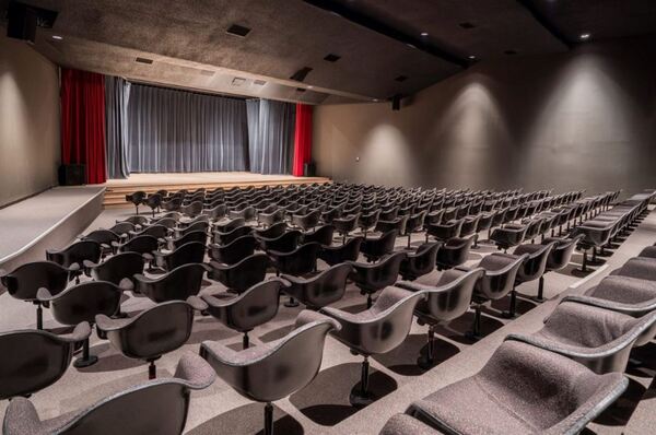 The Winnipeg Art Gallery