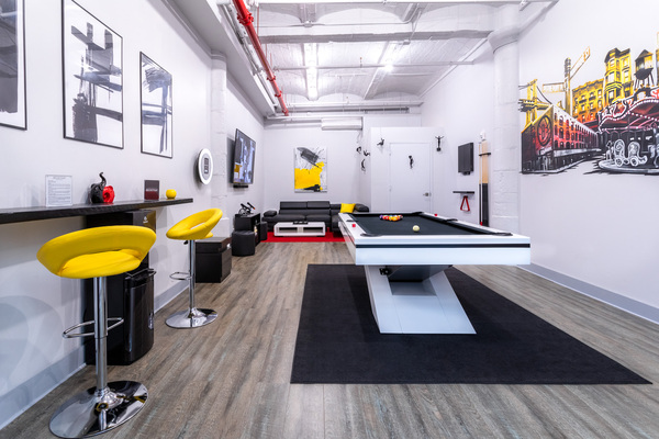 Social Cues - The Gallery