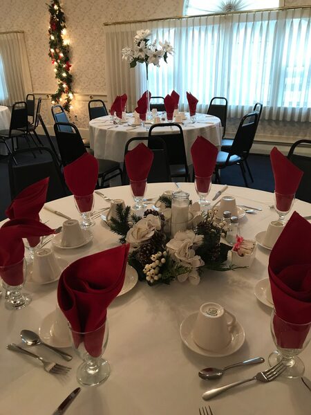 Krystal Gardens Wedding And Banquet Facility