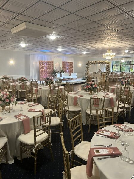 Krystal Gardens Wedding And Banquet Facility