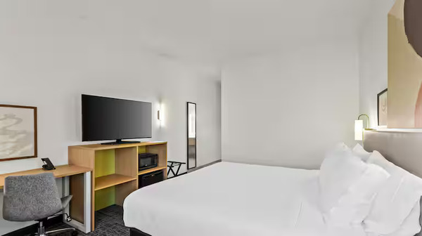 Spark by Hilton Lexington/Hamburg