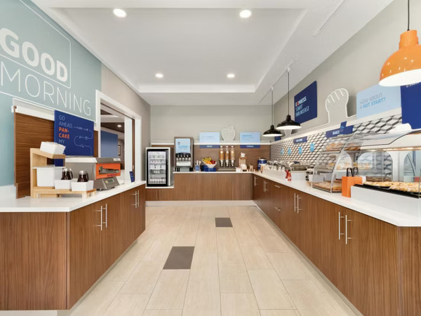 Holiday Inn Express & Suites Lavonia