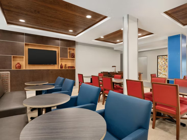 Holiday Inn Express & Suites Lavonia