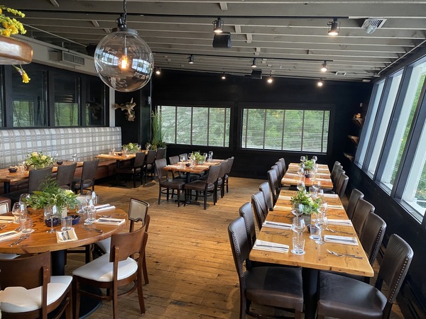 Birch's on the Lake Brewhouse & Supperclub