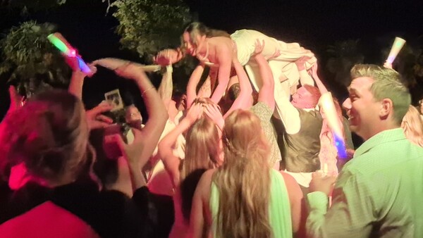 VinDk8 Entertainment