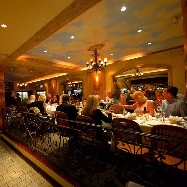 C'est La Vie Restaurant