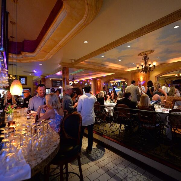 C'est La Vie Restaurant