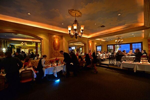 C'est La Vie Restaurant