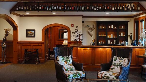 The Manor House at Pleasant Beach