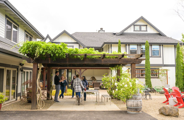 The Setting Inn Willamette