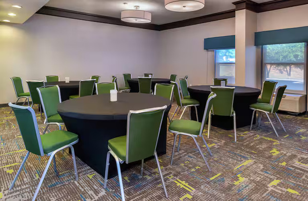 Hampton Inn Greensboro Airport