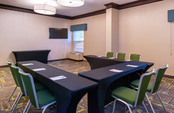 Hampton Inn Greensboro Airport