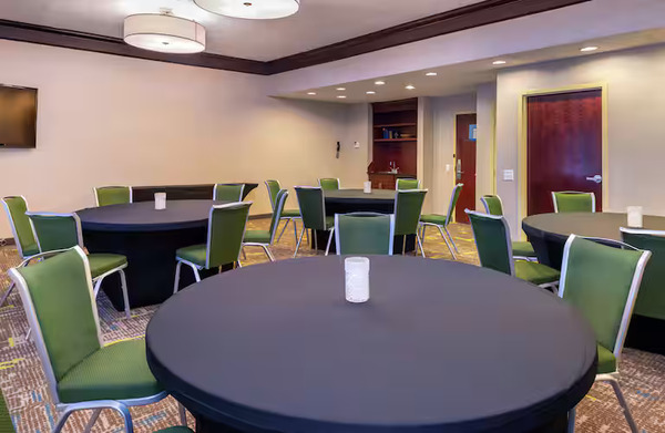 Hampton Inn Greensboro Airport