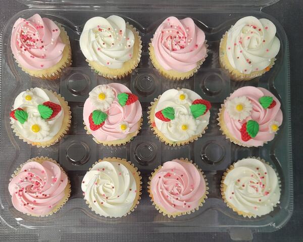 CC's Sweet Sensations Custom Wedding Cakes