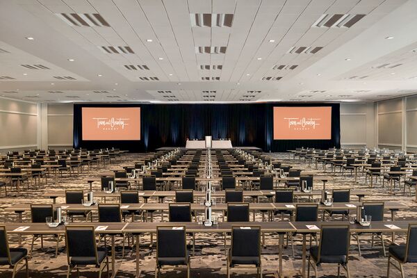 Town and Country Resort & Convention Center