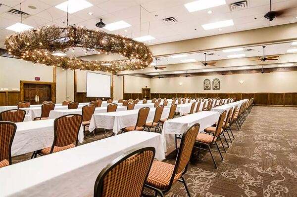 Clarion Inn Garden City