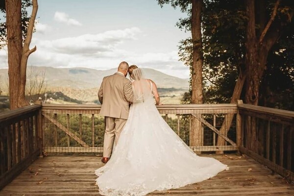 Lovewell Lodge and Weddings