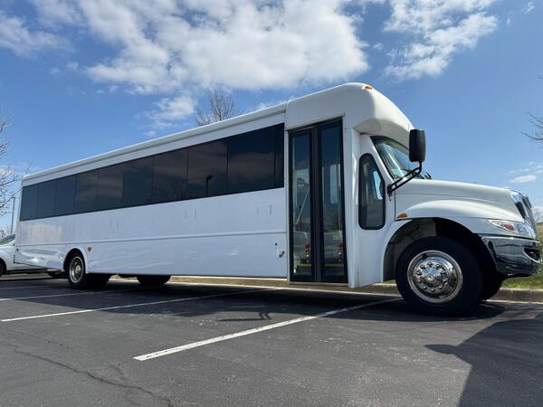 Chicago Northwest Limousine | Transportation Services Hoffman Estates IL