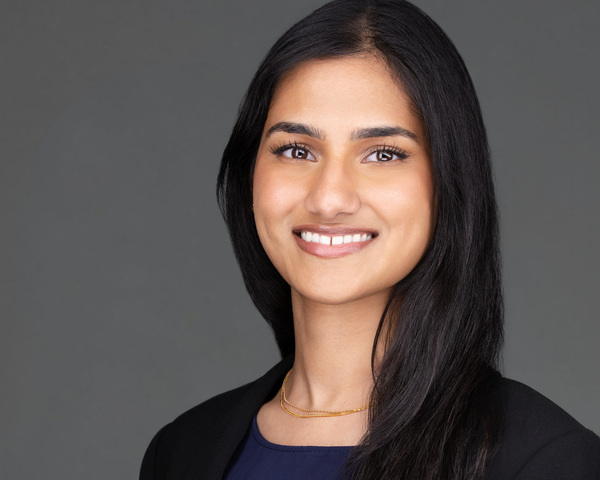 2mm Headshots and Event Photography