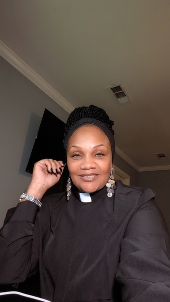 Thee Official Officiant