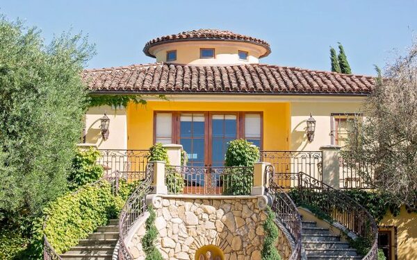 CaliPaso Winery & Villa