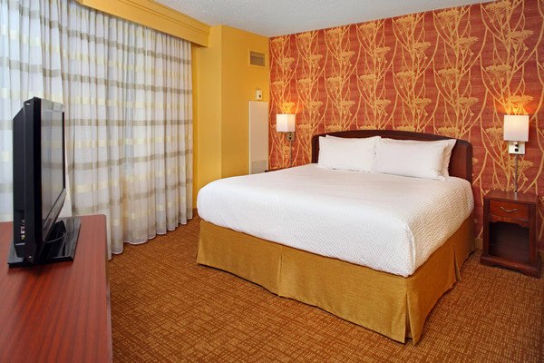 Courtyard by Marriott Downtown Baltimore/Inner Harbor