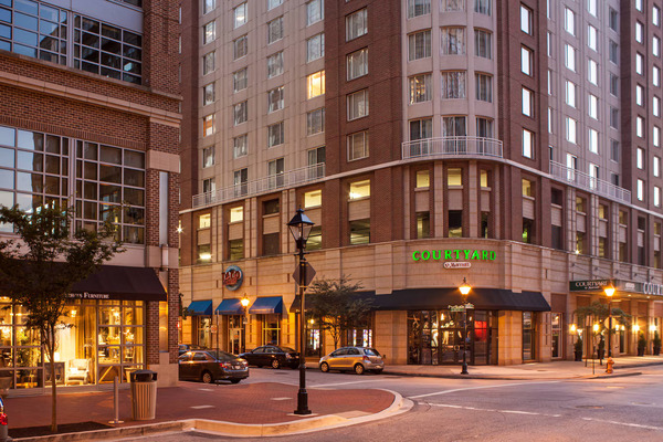 Courtyard by Marriott Downtown Baltimore/Inner Harbor