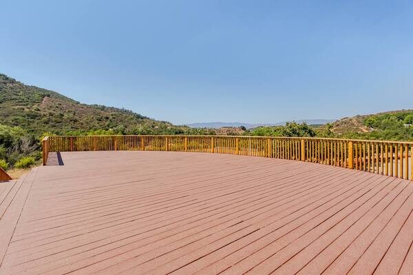 Panorama Paradiso Villa by Casa De Luz