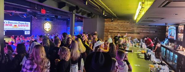 Pete's Dueling Piano Bar