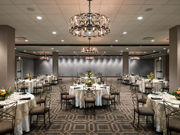 Sheraton Memphis Downtown Hotel