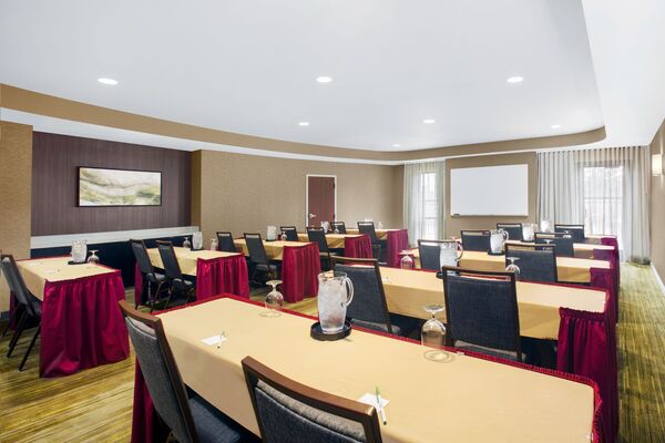 Courtyard by Marriott Jacksonville I-295 East Beltway