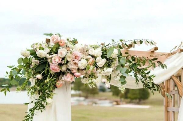 Bernard's Landing Resort & Event Center (at Smith Mountain Lake)